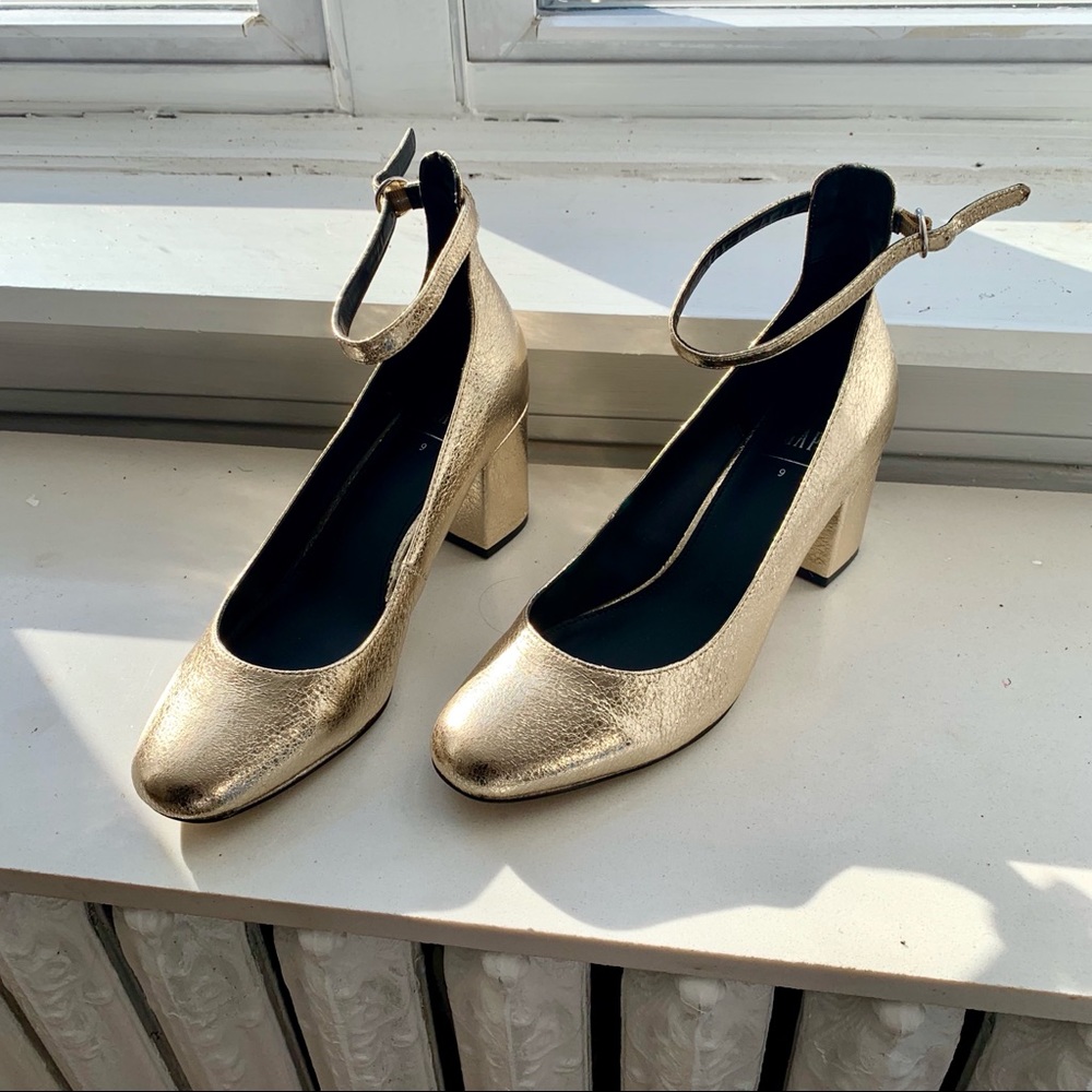 Gold Metallic Ankle Strap Block Heels sz 9